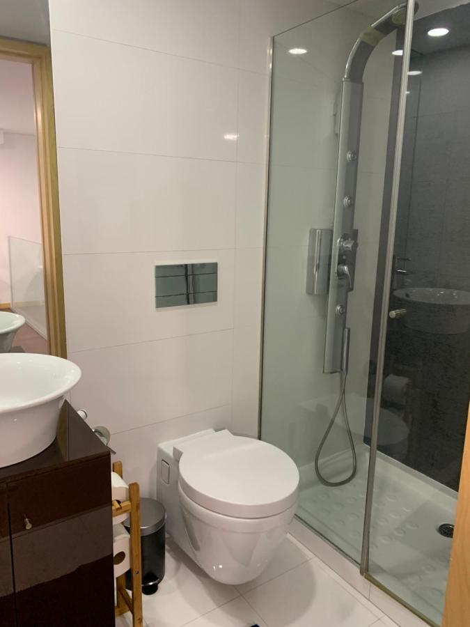 Oikos 77 Apartment Aveiro Luaran gambar